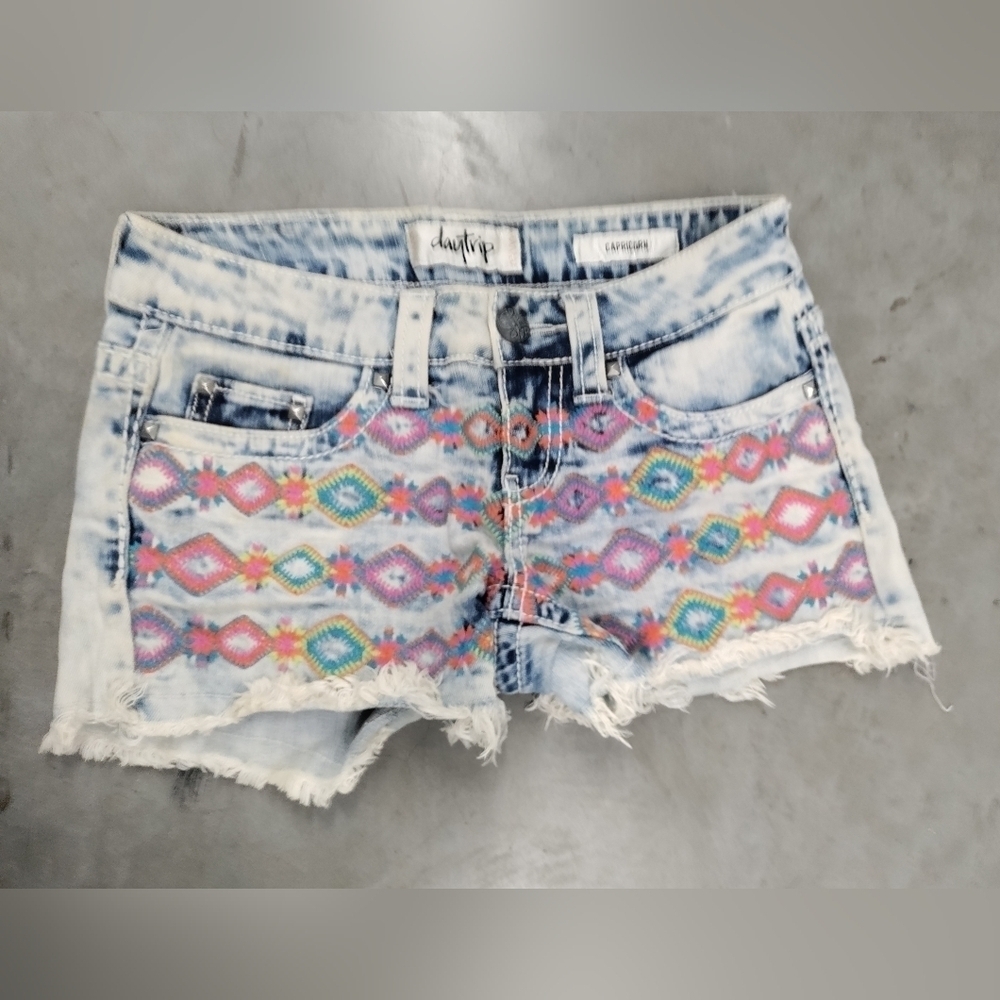 Daytrip short